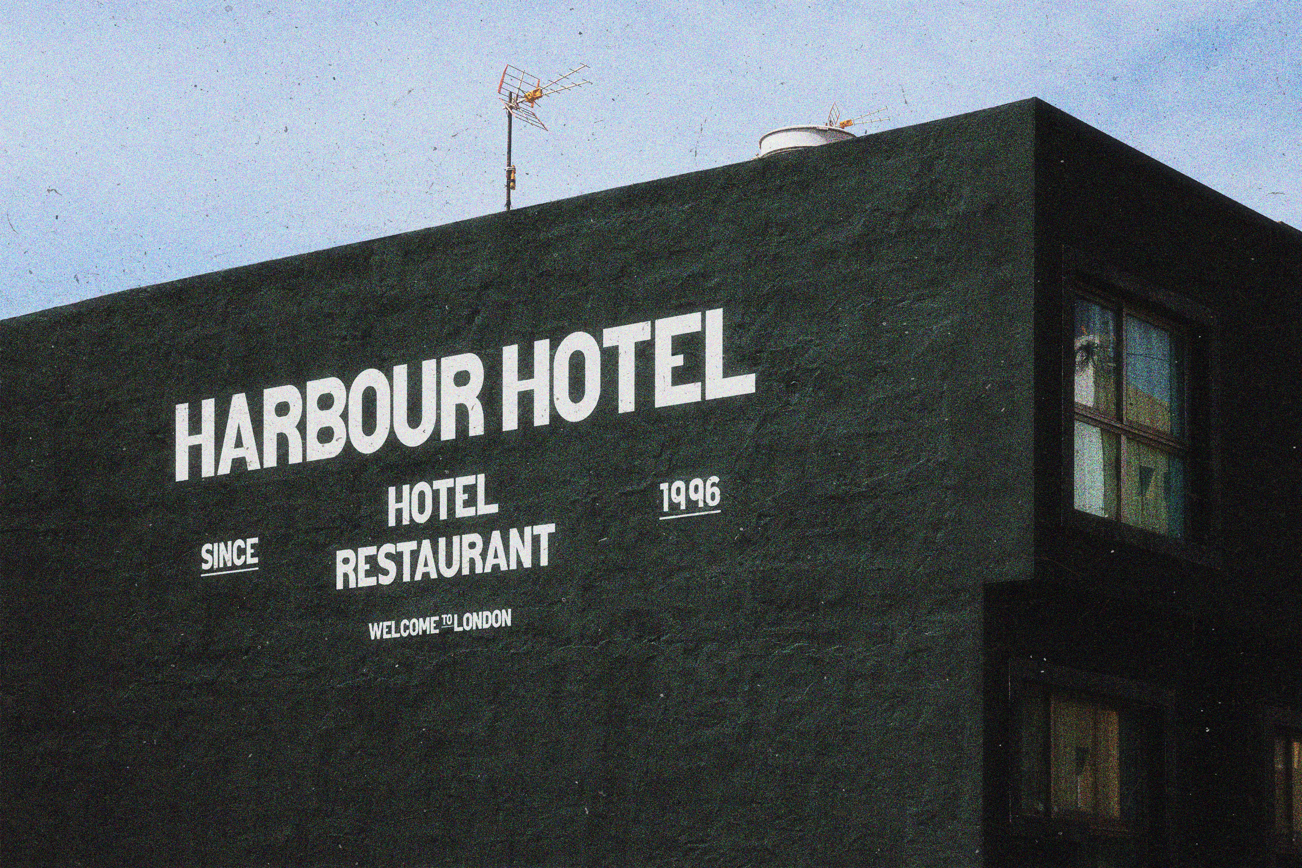 Vintage typefaces with surprising glyphs. Harbour Bold typography.